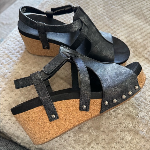 Boutique by Corey’s Black Wedge Sandals, Size 9 - Picture 2 of 12